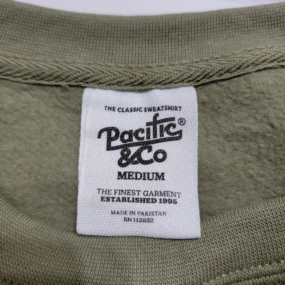 Pacific & Co | Crazy Cat Lady Club Sweatshirt in Willow Green - Picture 4 of 6